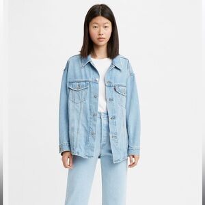Levi’s Oversized Trucker Shacket Medium
